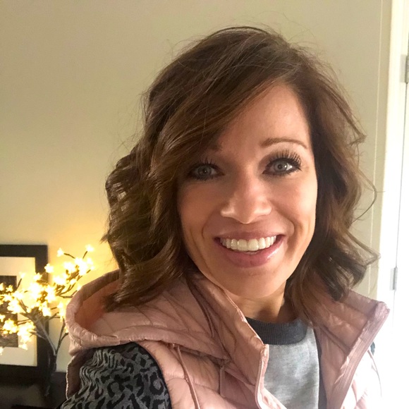 Meet your Posher, Nellie - Picture 1 of 1